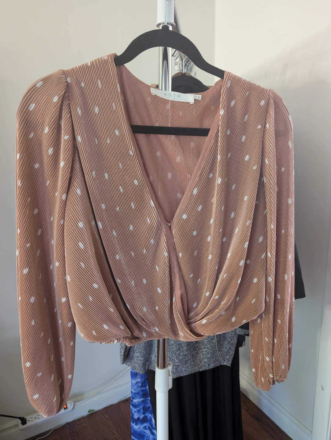 ASTR The Label Pink Polka Dot Pleated Top - Size S