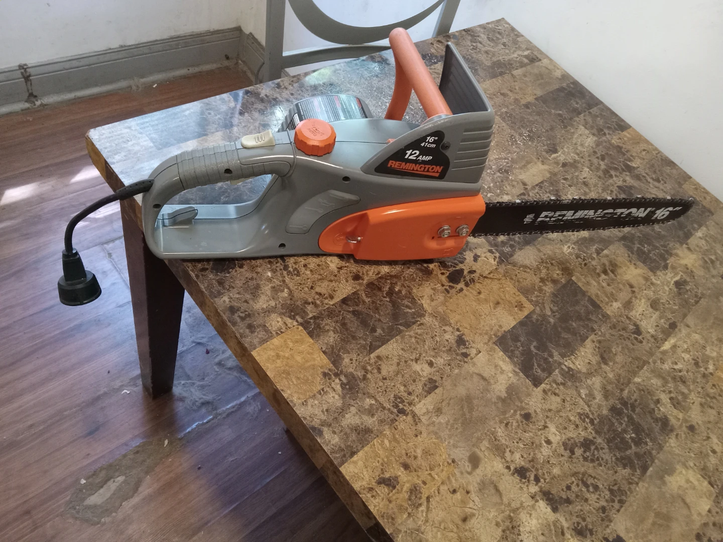Remington Electric Chainsaw 16-inch