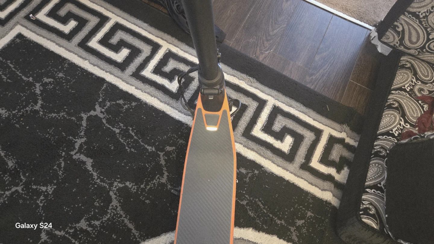 Electric Scooter with Charger ninebot c2 lite for kids - photo 3