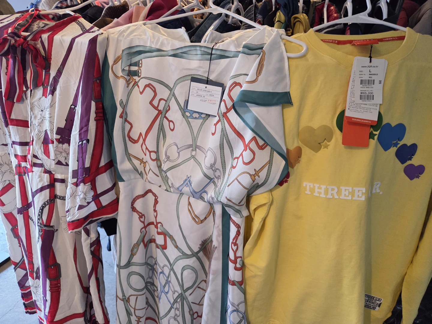 Garage Sale (multiple units) on June 13 (Sat)