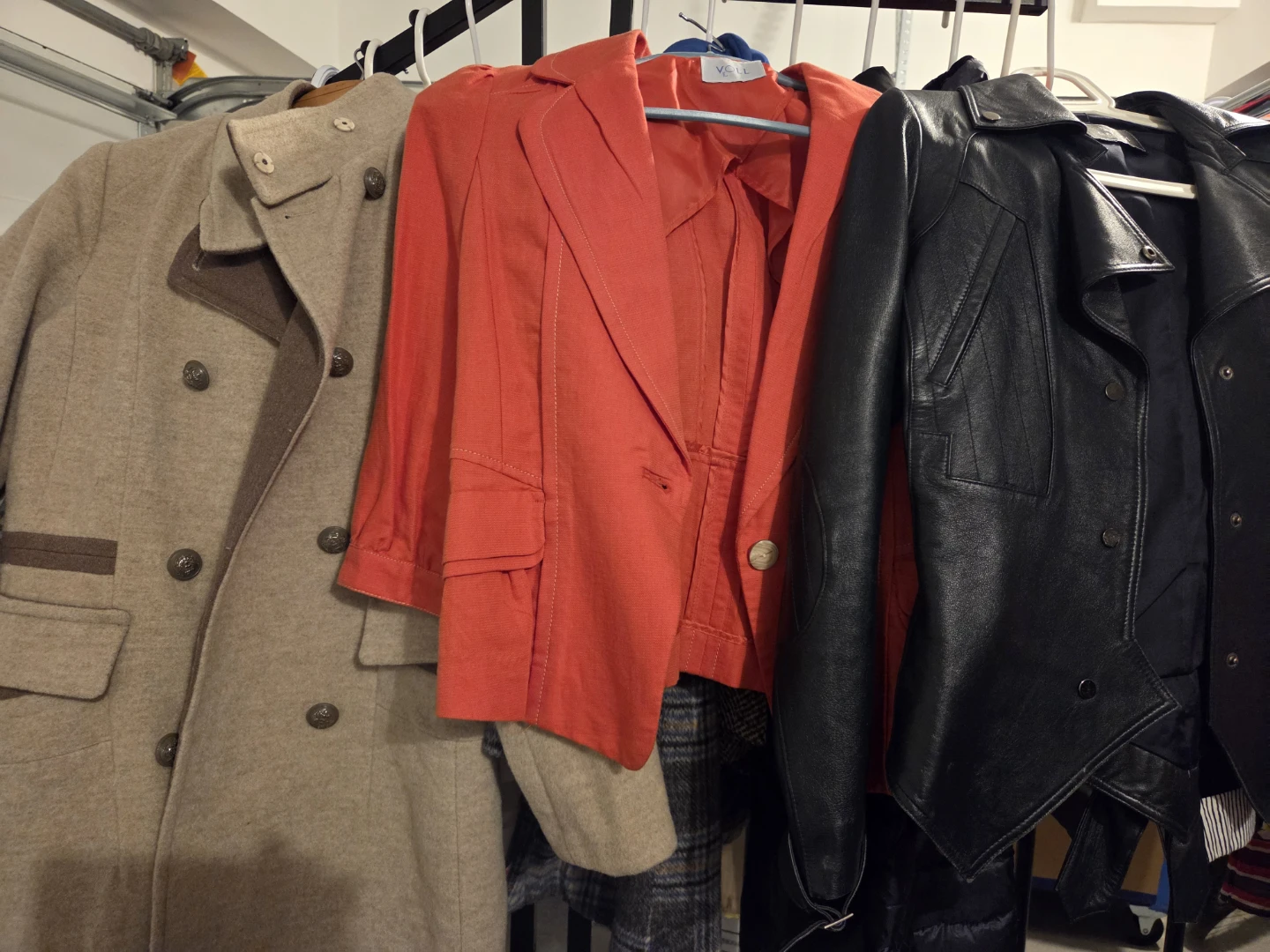 Garage Sale (multiple units) on June 13 (Sat) - photo 5