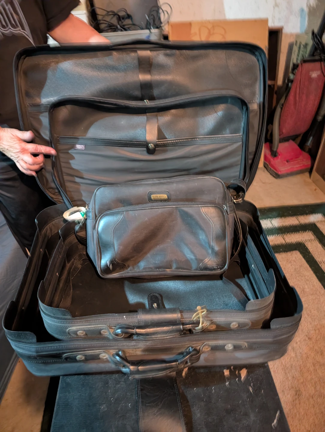 Holiday Luggage Set - photo 2