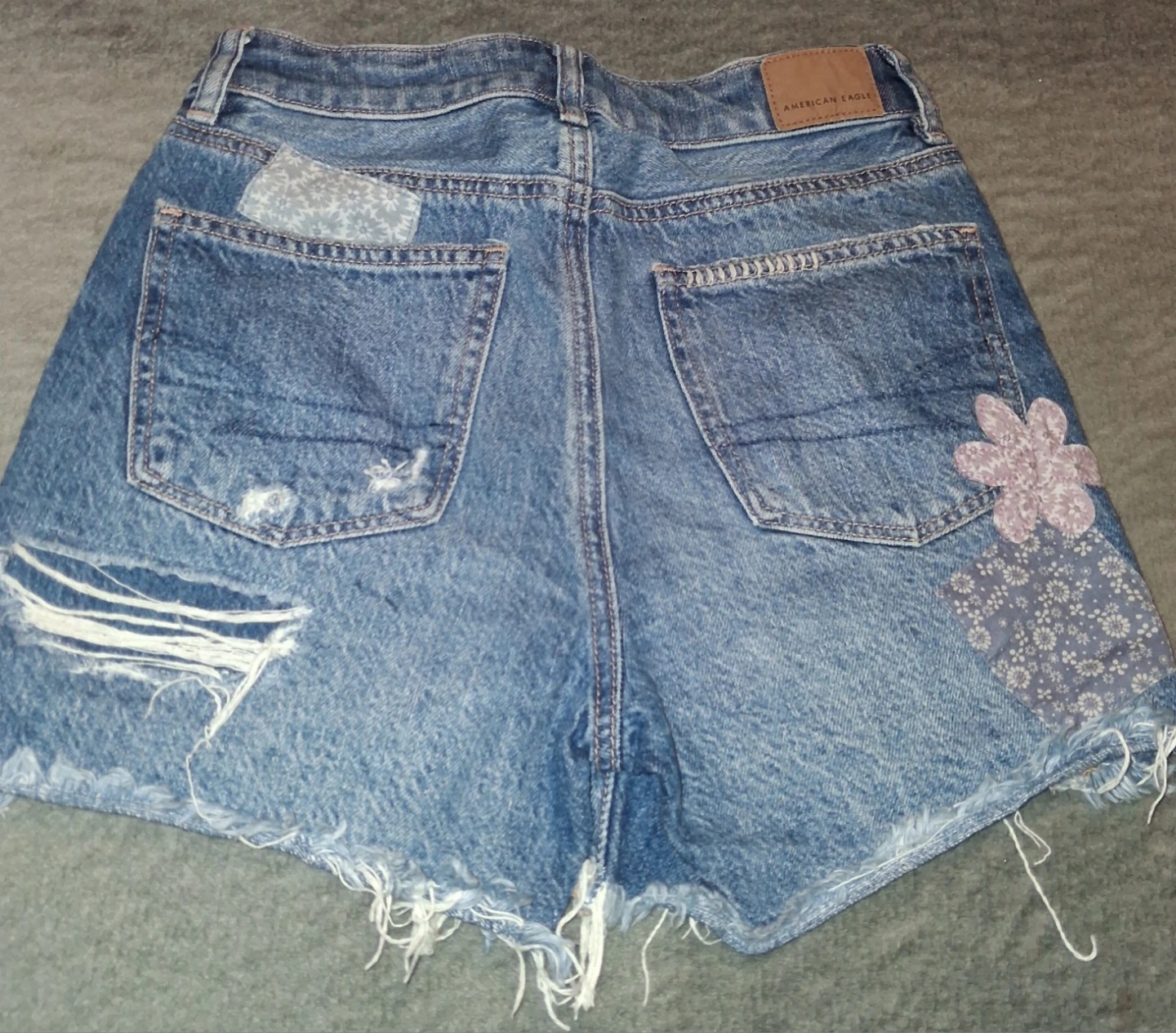 American Eagle Distressed Denim Shorts with Patches - photo 2