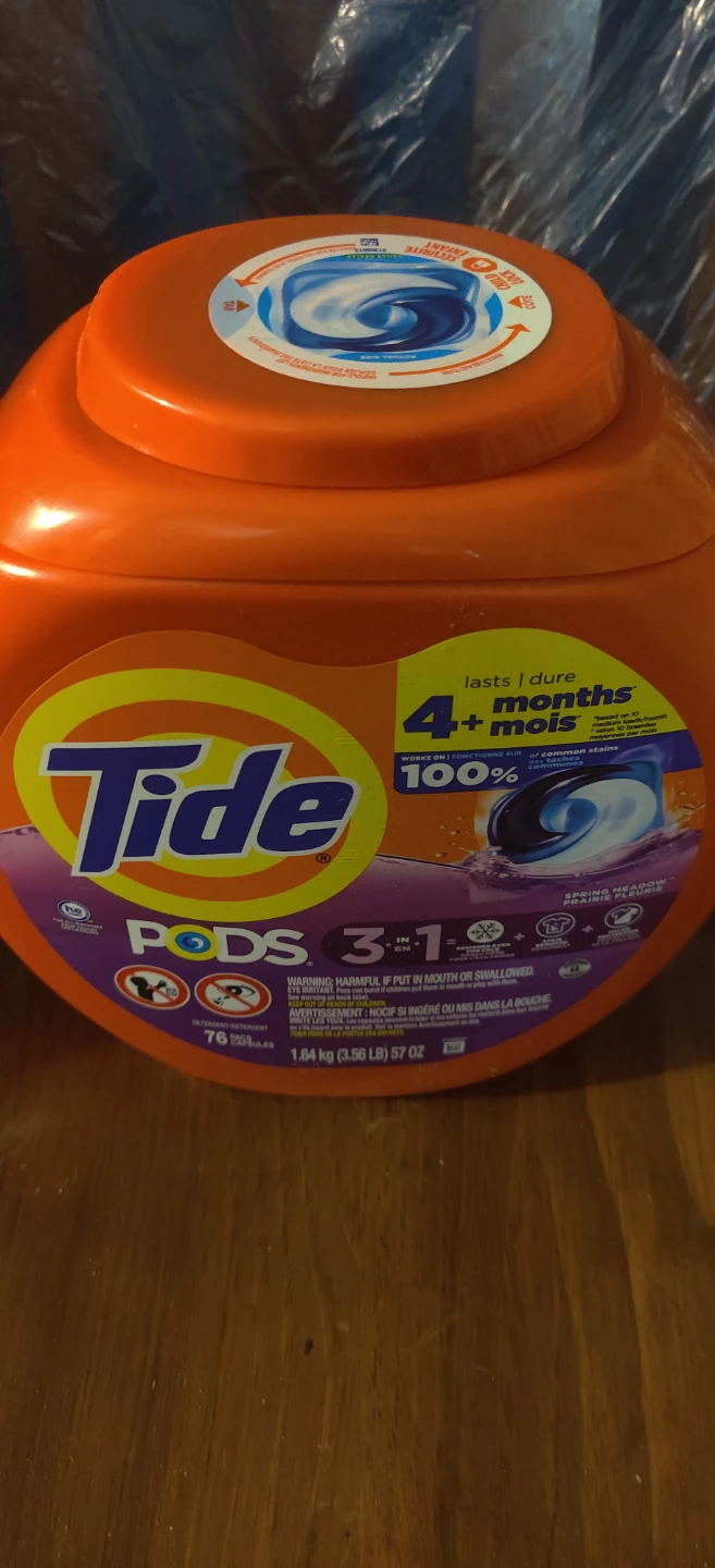 Tide PODS Laundry Detergent 76 Count - photo 5