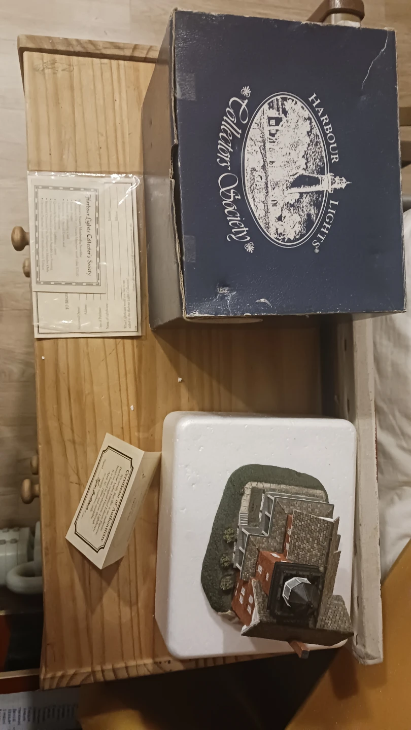Harbour Lights Sea Girt Lighthouse Miniature 509