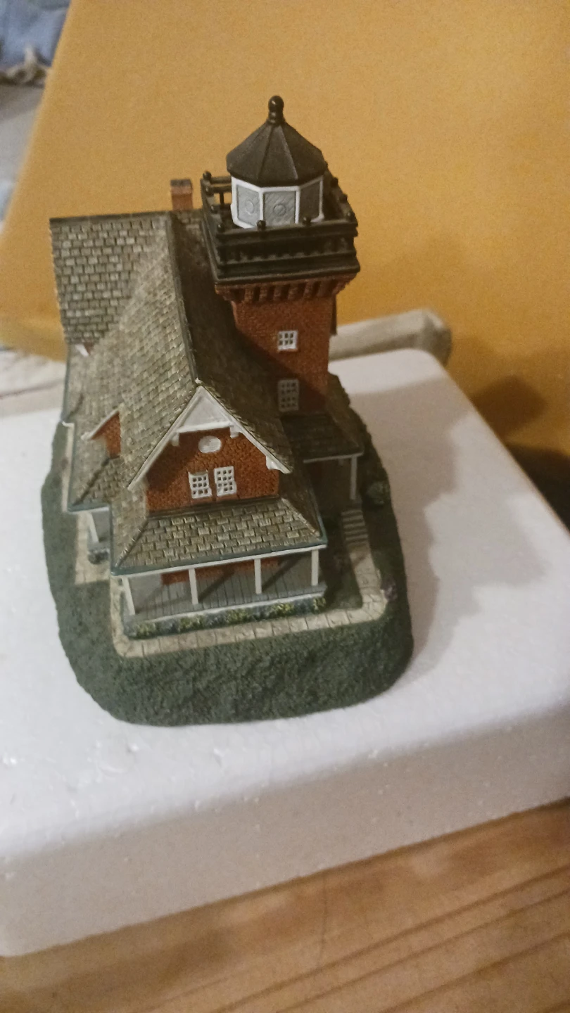 Harbour Lights Sea Girt Lighthouse Miniature 509 - photo 4