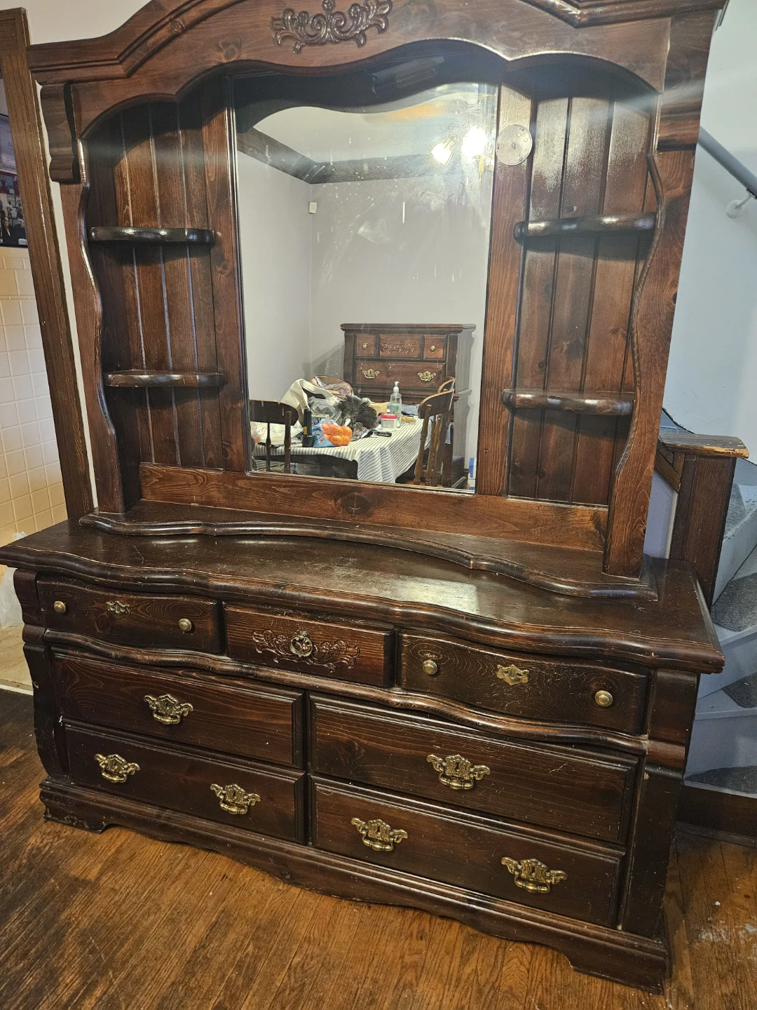 Dresser and Hutch