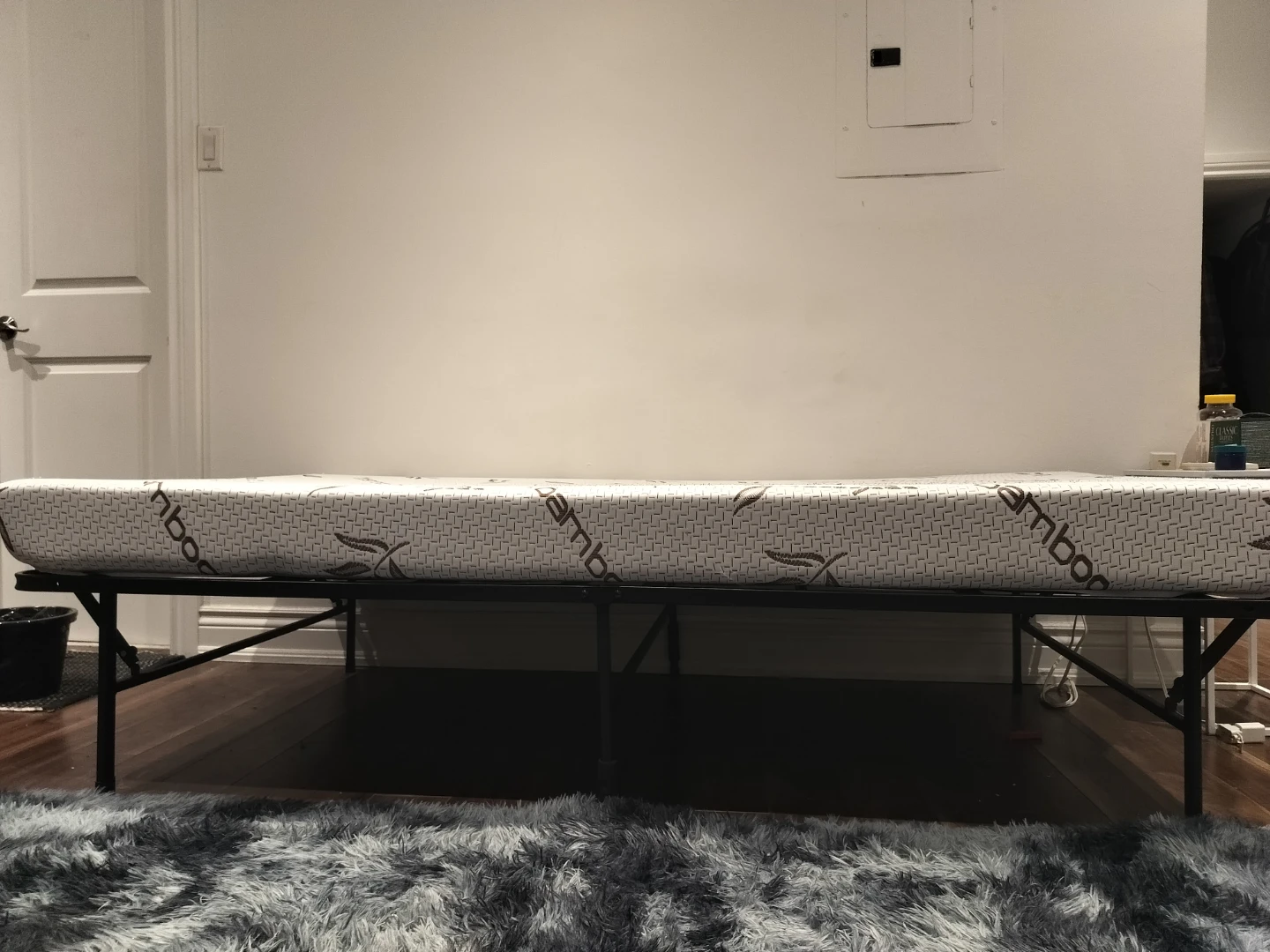 Twin Zinus Folding Bed Frame + 6-Inch Memory Foam Mattress