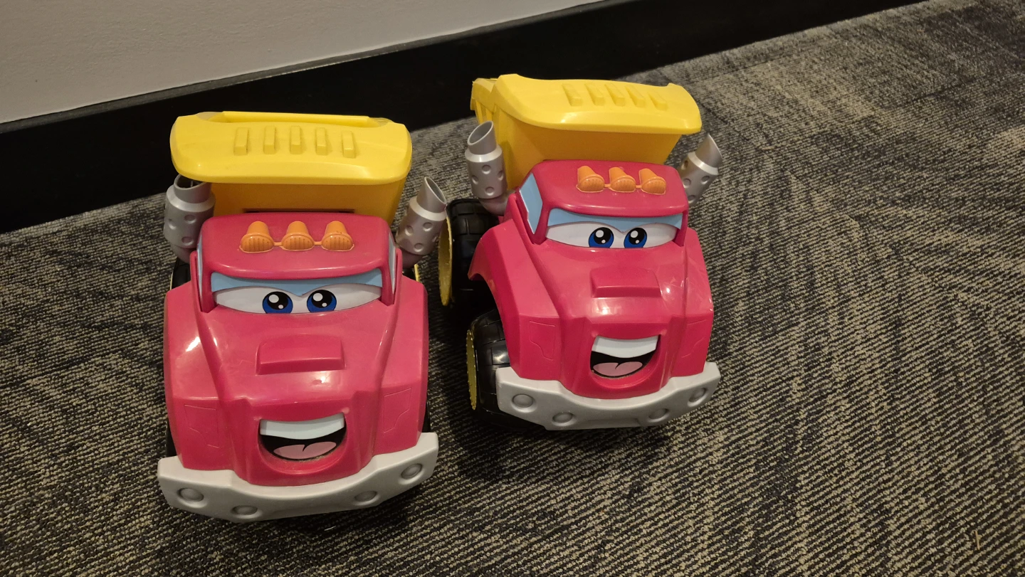 Tonka Chuck & Friends Dump Trucks – 2 Trucks - photo 2