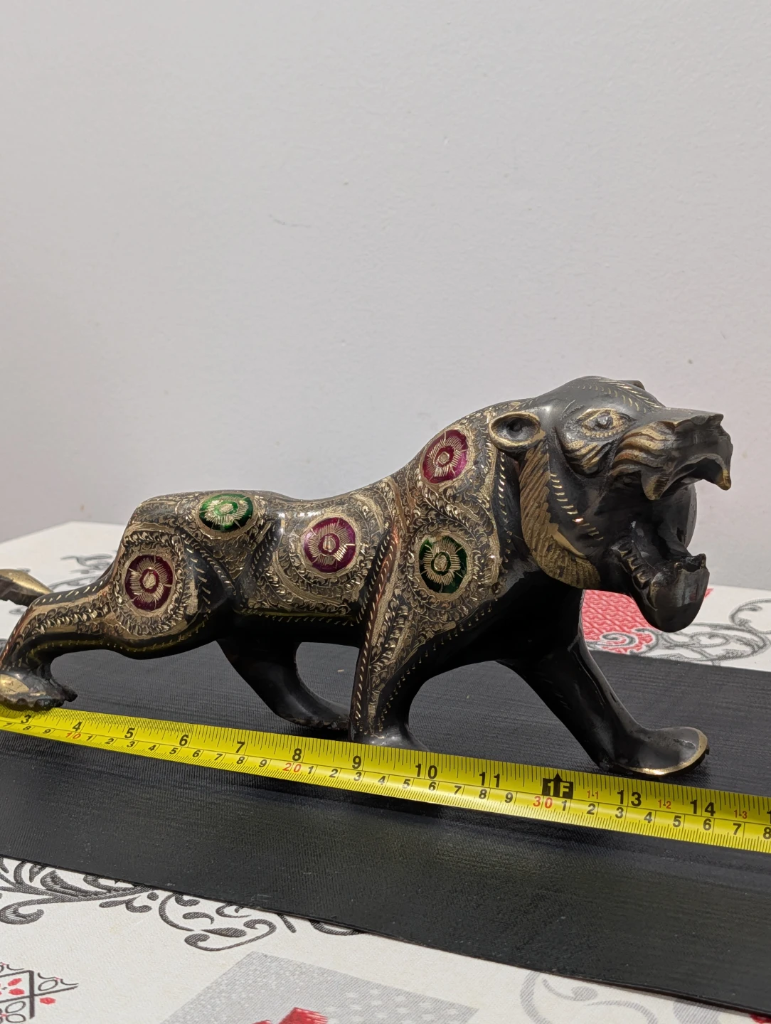 Metal Lion Figurine - photo 2