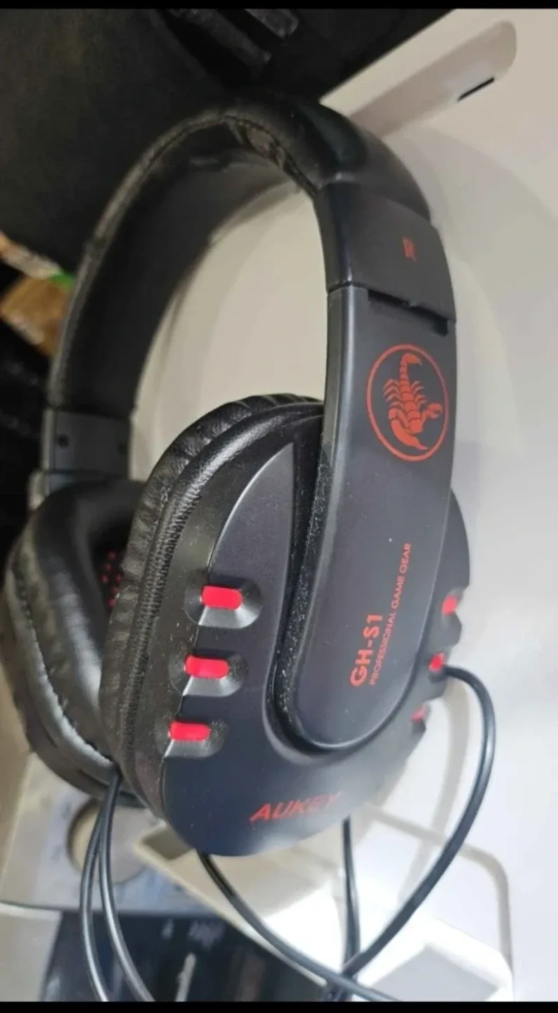Logitech Headset and Aukey Headset - photo 2