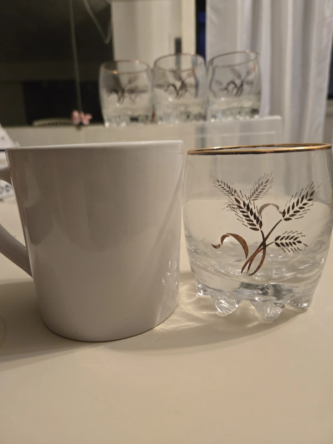 ⚽️ Set of 5 Vintage Wheat Design Glasses with Gold Rim - photo 2