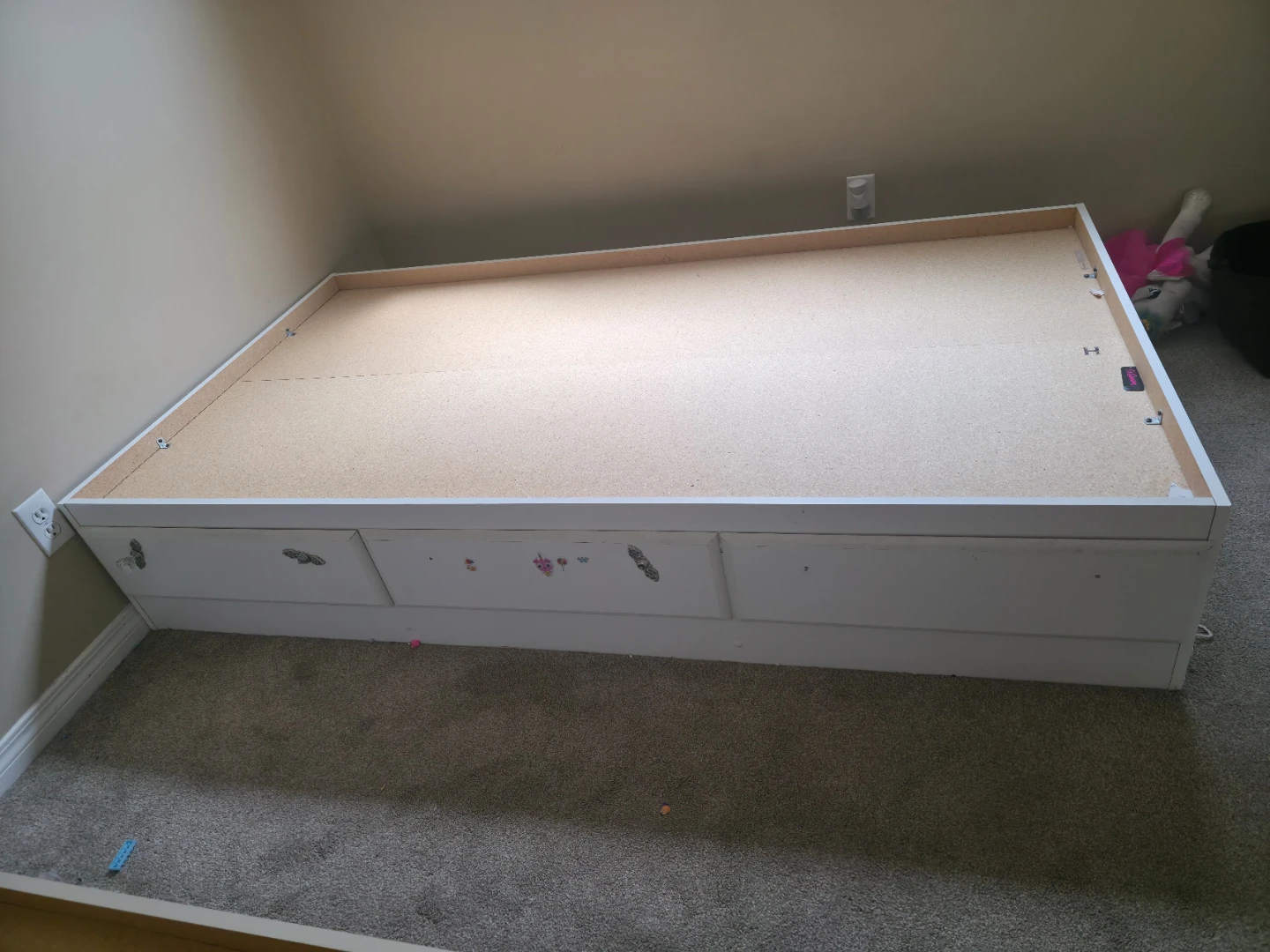 2 twin bed frame with 3 drawers for free - photo 2