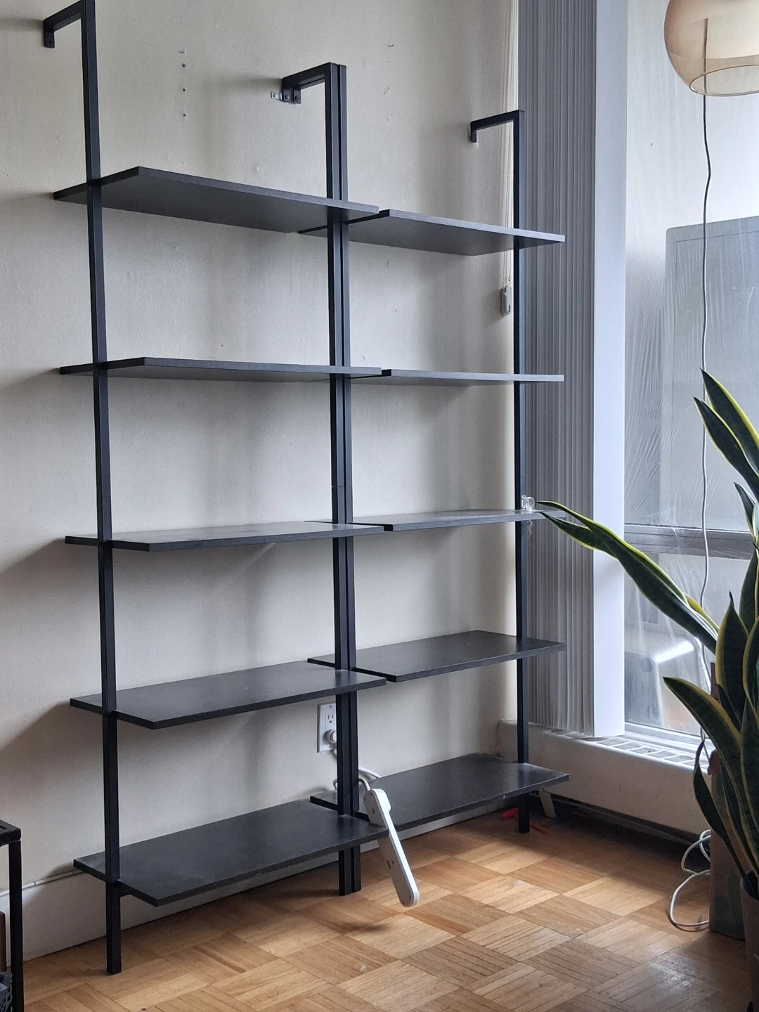 BlackWall-Mounted Bookshelves