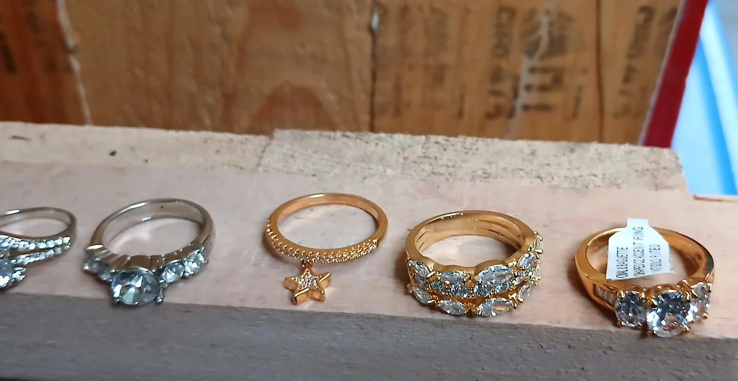 Assorted Women's Fashion Rings Bundle - photo 5