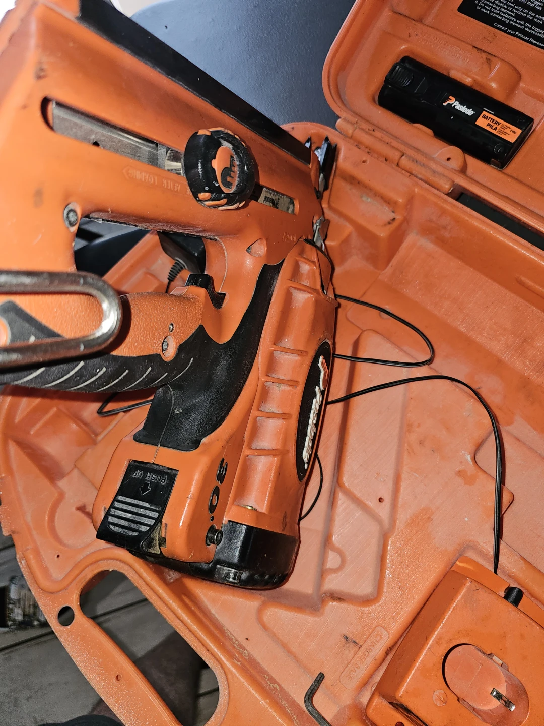 Paslode CF-355 Cordless Framing Nailer - photo 2