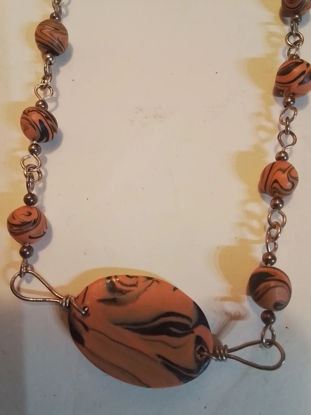 Orange and black swirl bead necklace - photo 4