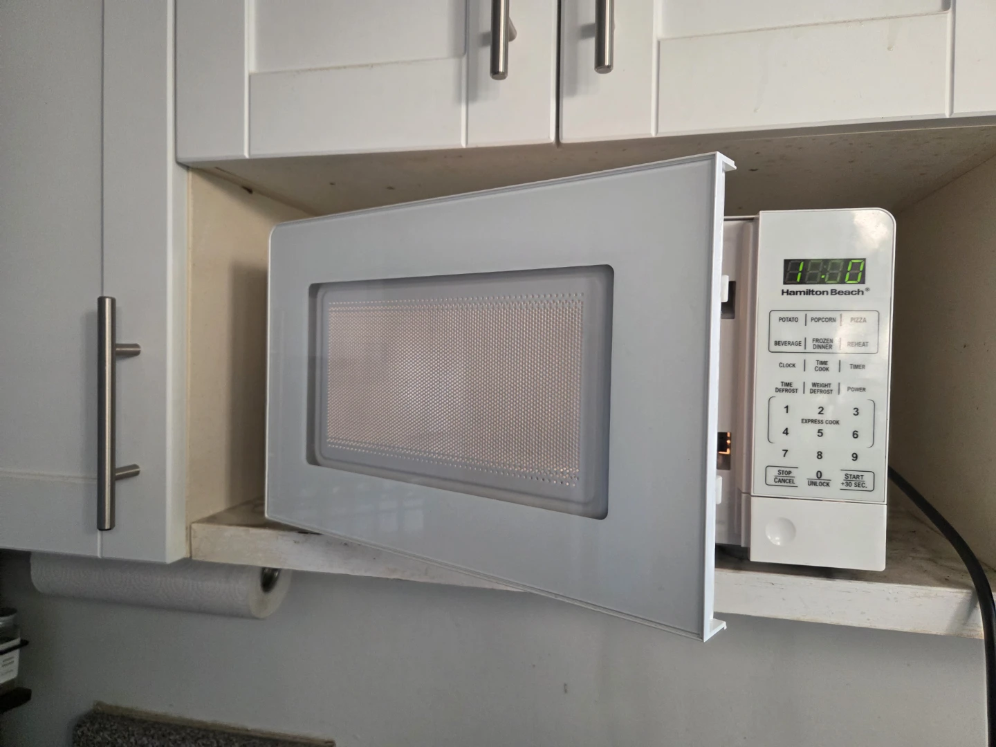 Hamilton Beach Microwave - photo 2