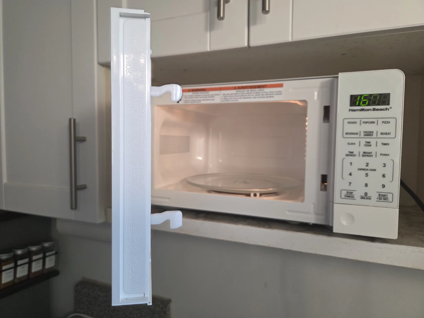 Hamilton Beach Microwave - photo 3