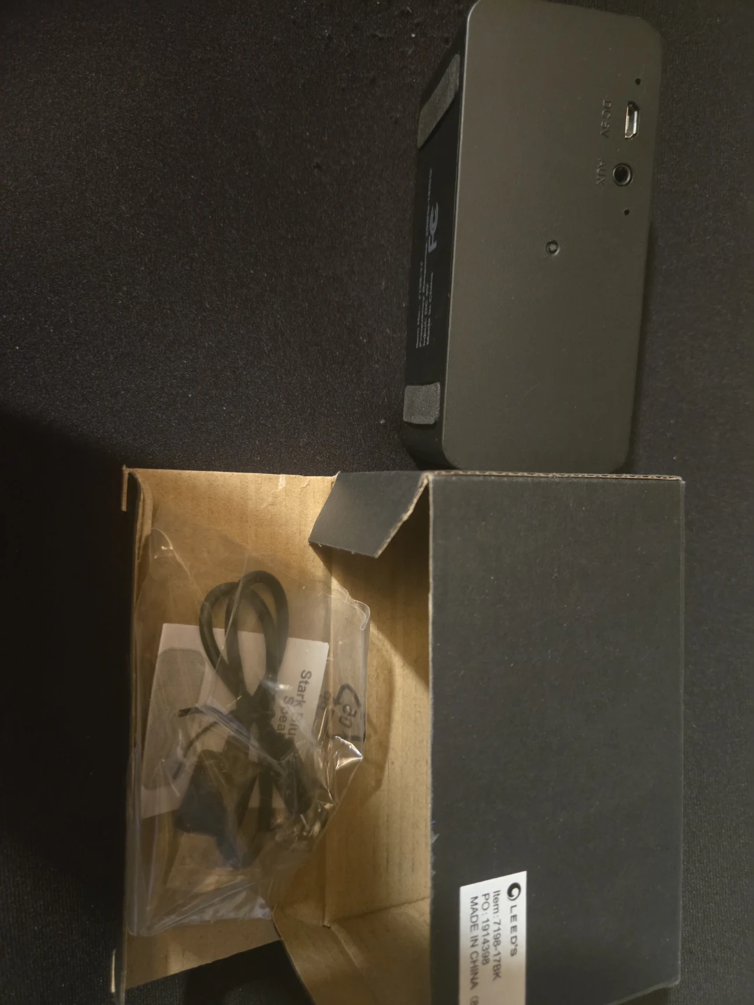 BNIB LEEDS Portable Mini Speaker w/Rocket Ship - photo 5