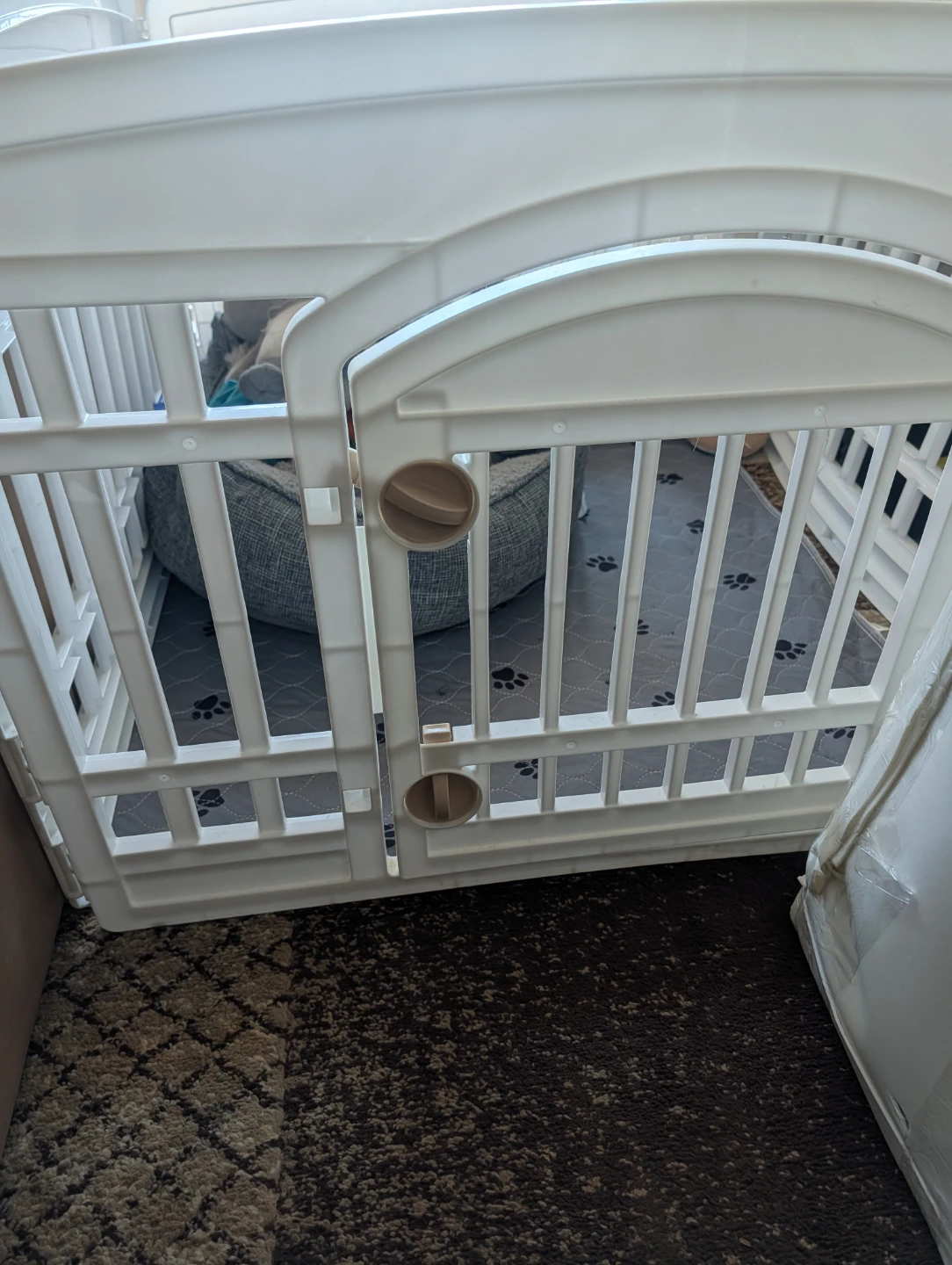 White Plastic Pet Playpen - photo 2