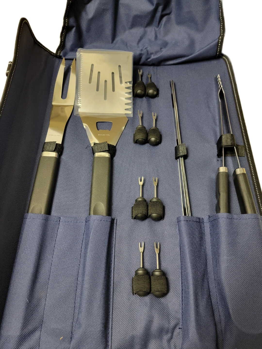 16 PC Stainless Steel Grill Set with Carrying Bag - photo 3
