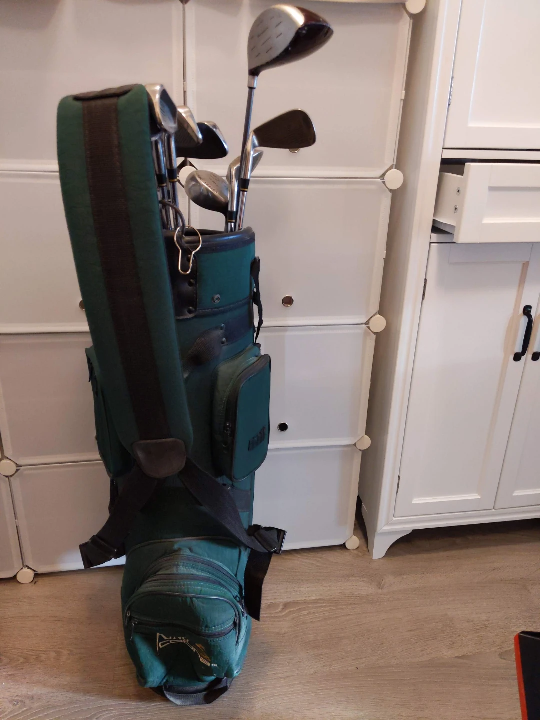 Right handed golf clubs complete set + 1 Callaway driver - photo 2