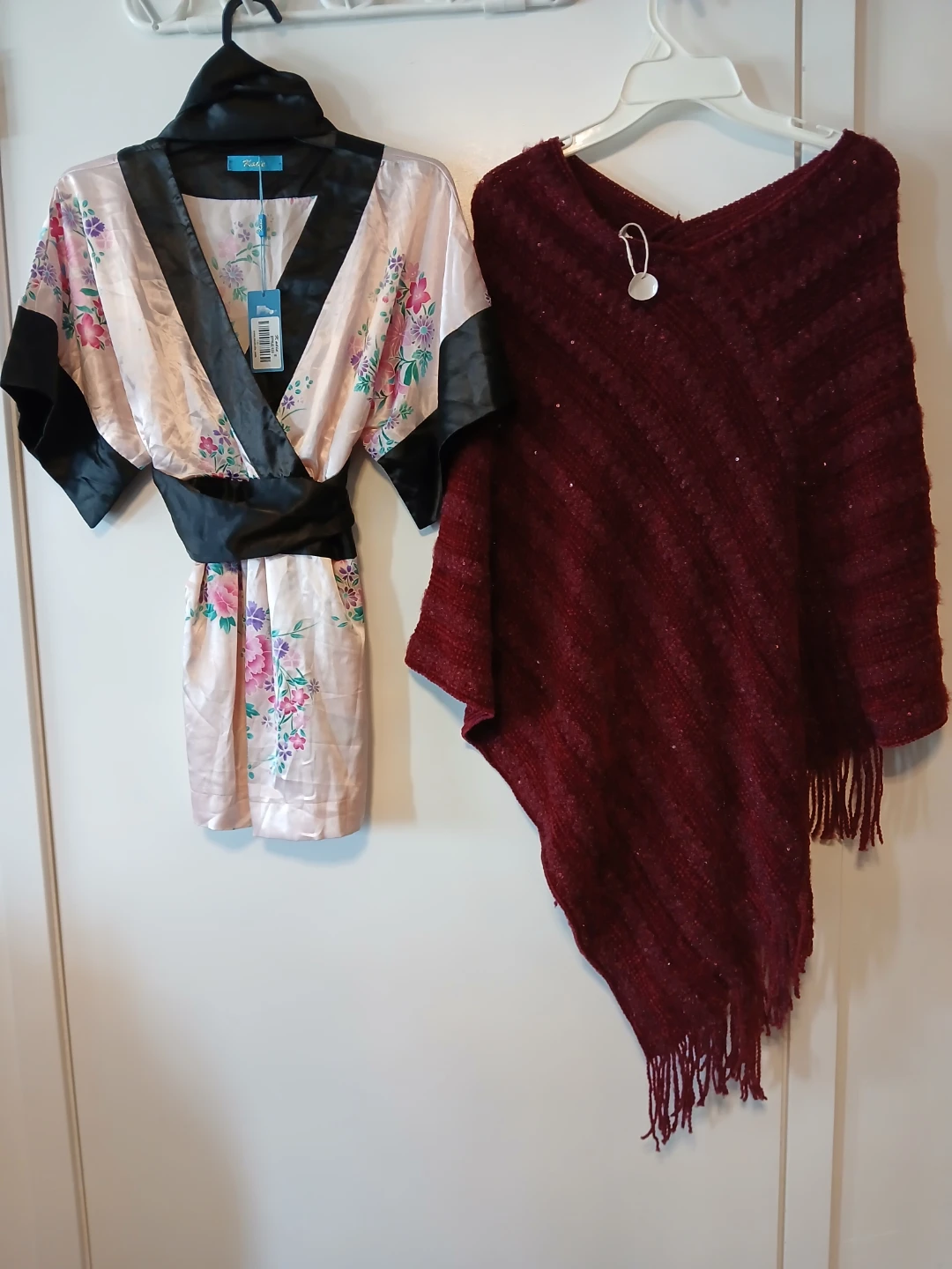 Kimono robe with floral print & One Size Poncho. $8 EACH.