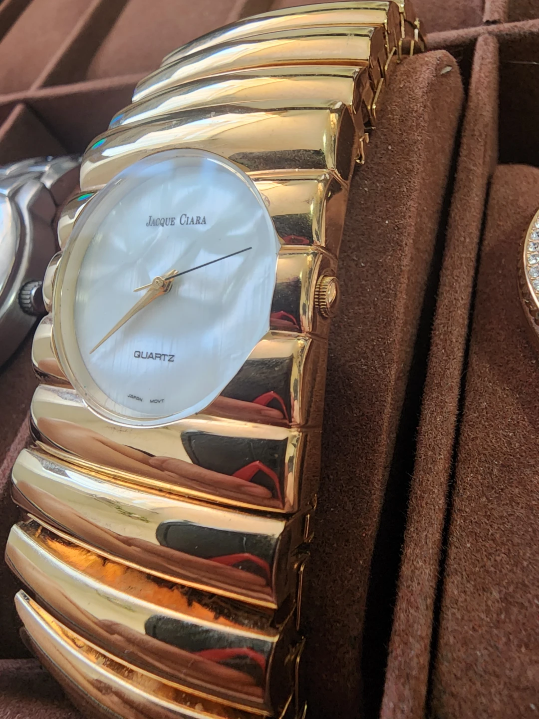 ⚽ Jacque Ciara Gold Tone Quartz Watch - photo 2