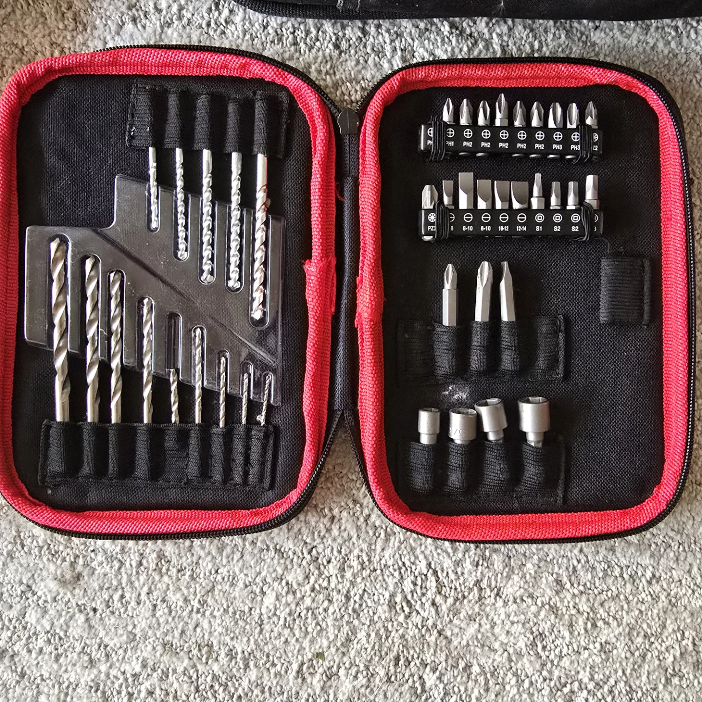 SKIL 12V Lithium Ion Cordless Drill Screwdriver Set - photo 2
