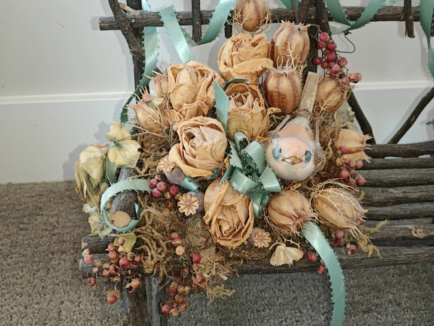 Vintage Miniature Twig Bench Decor with Dried Flowers & Bird - photo 3