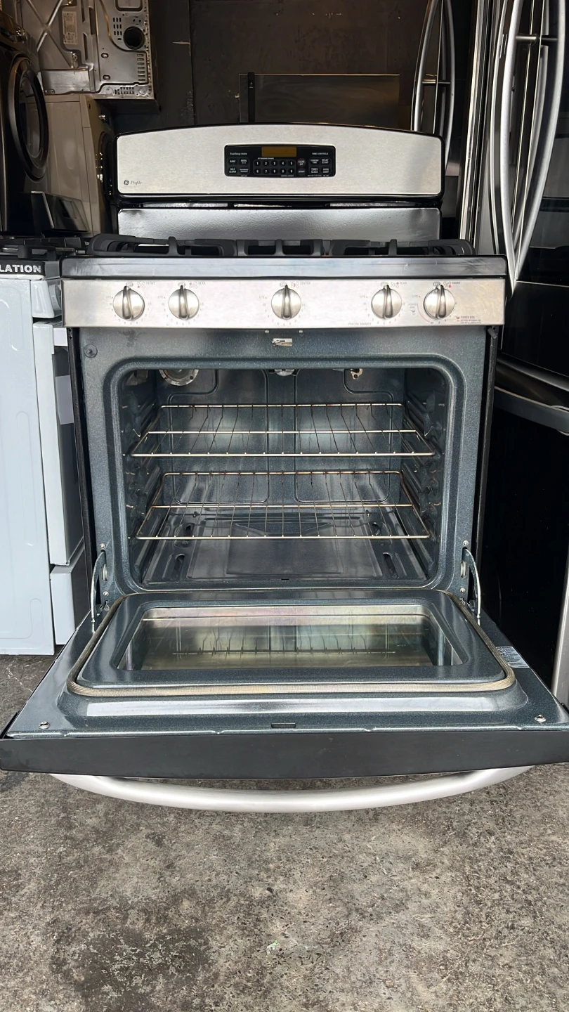 GE Profile Gas Range - photo 5