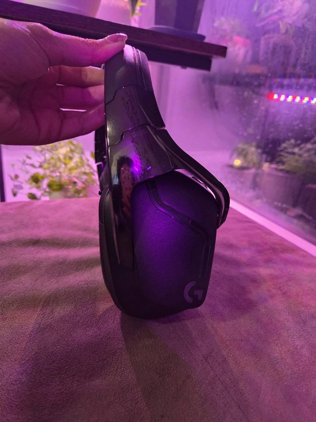 Logitech G635 Wireless Gaming Headset - photo 2