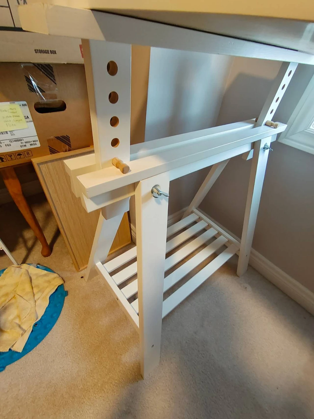 White Adjustable Desk - photo 2