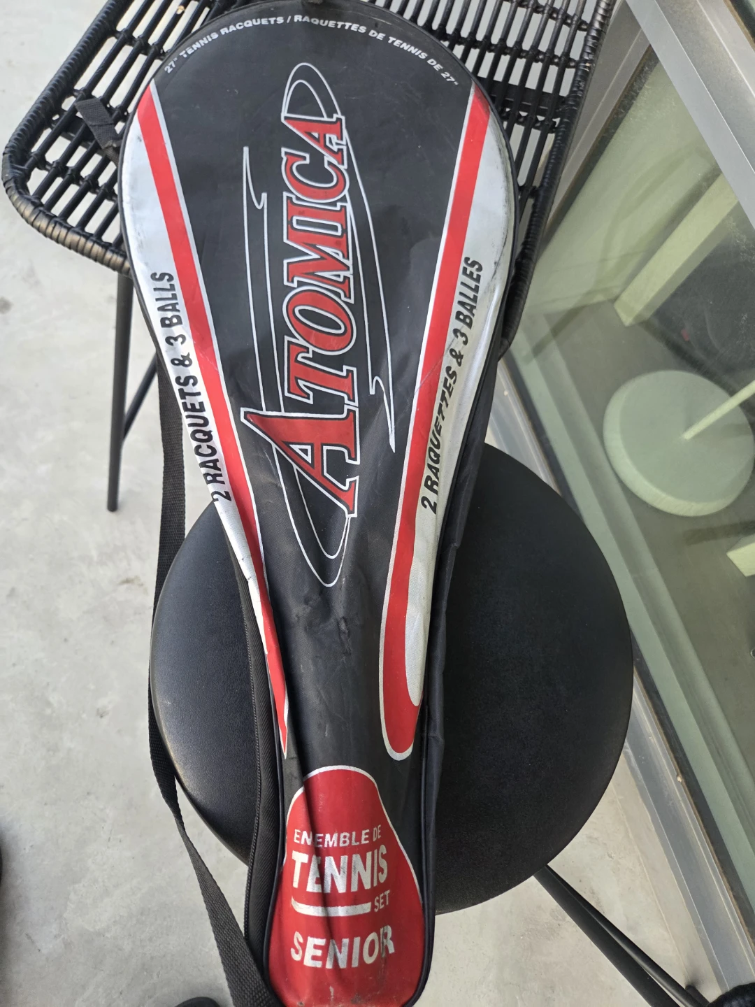 Atomics Tennis Racquet Set with 3 Balls - photo 4