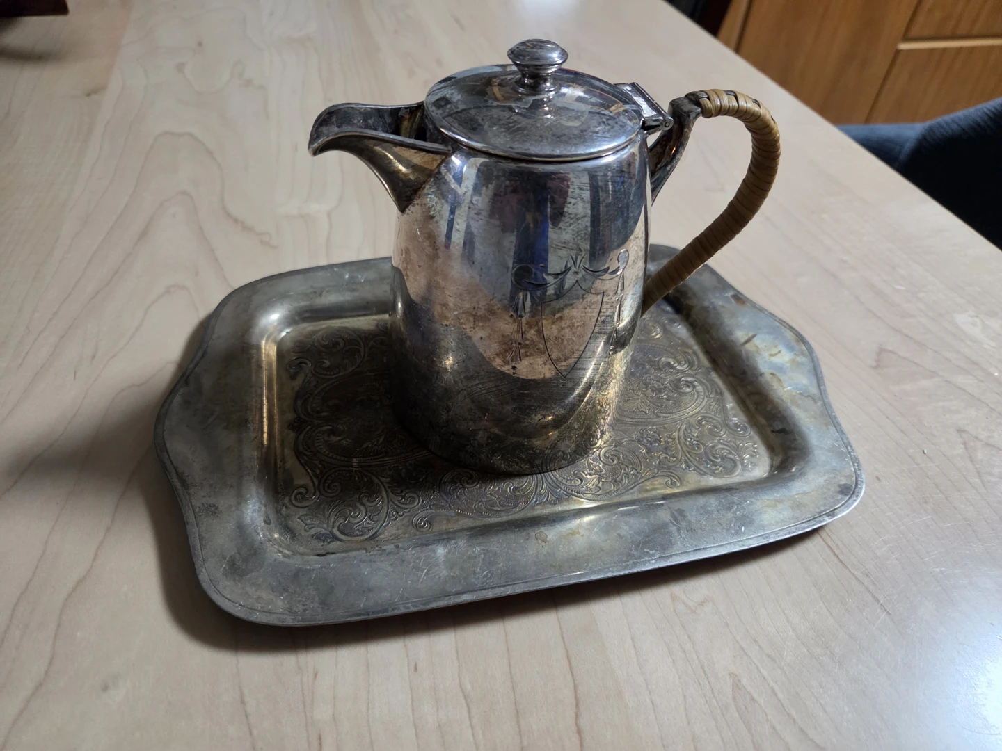 WM Rogers Silver Plated Coffee Pot and Tray Set