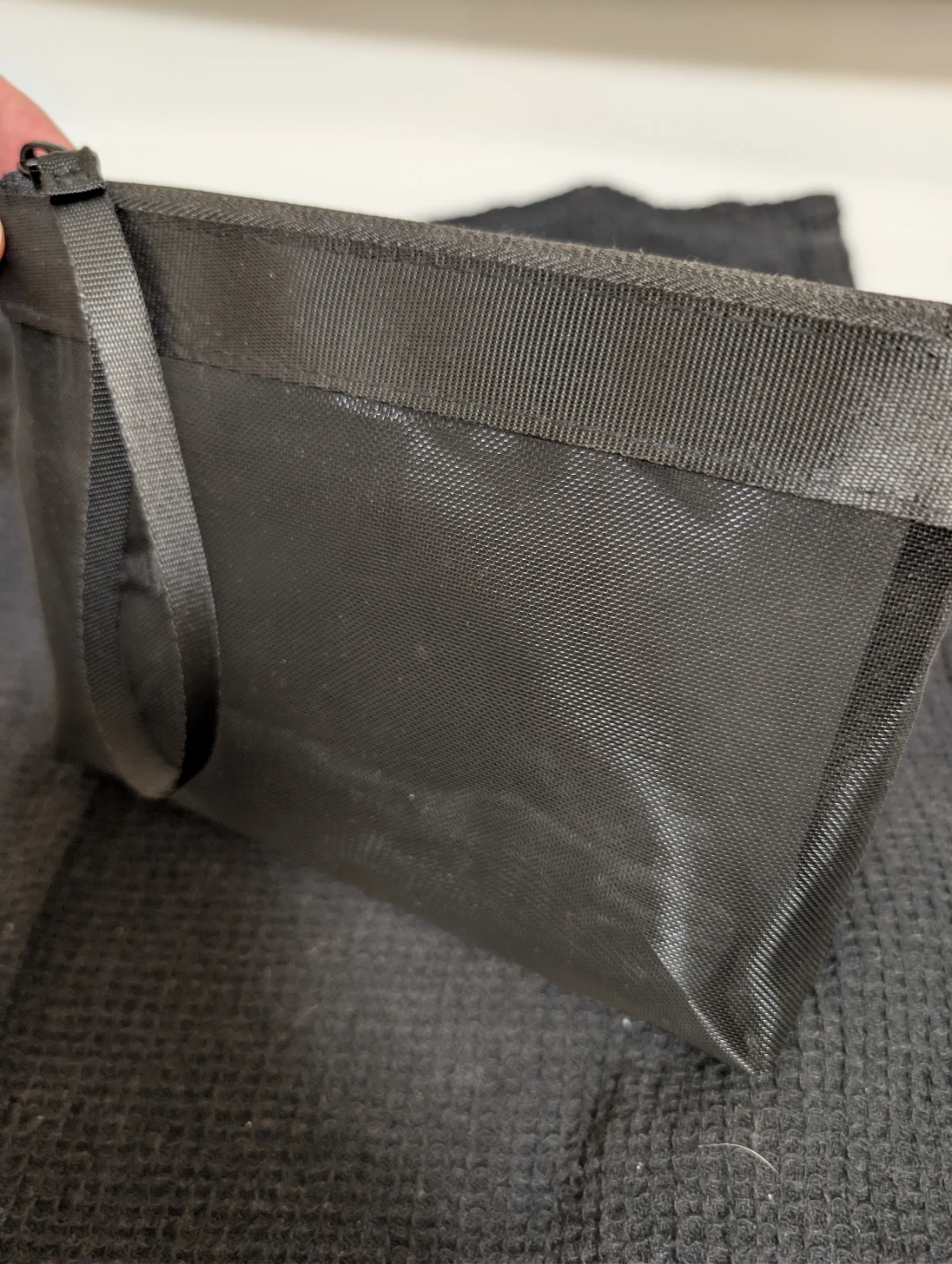 Black Mesh Pouch/MakeUp Bag - photo 3