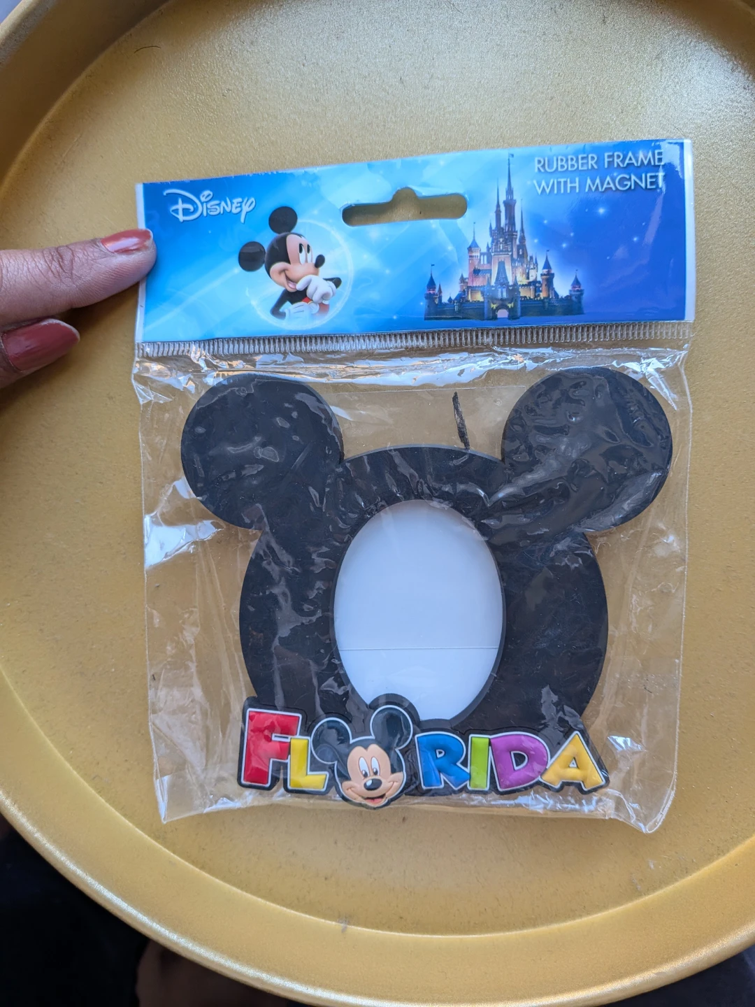 ⚽ Brand new Disney photo frame with magnets