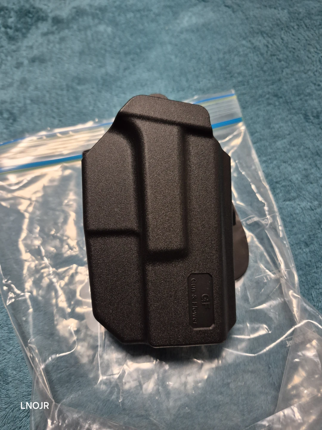 Gun & Flow Holster
