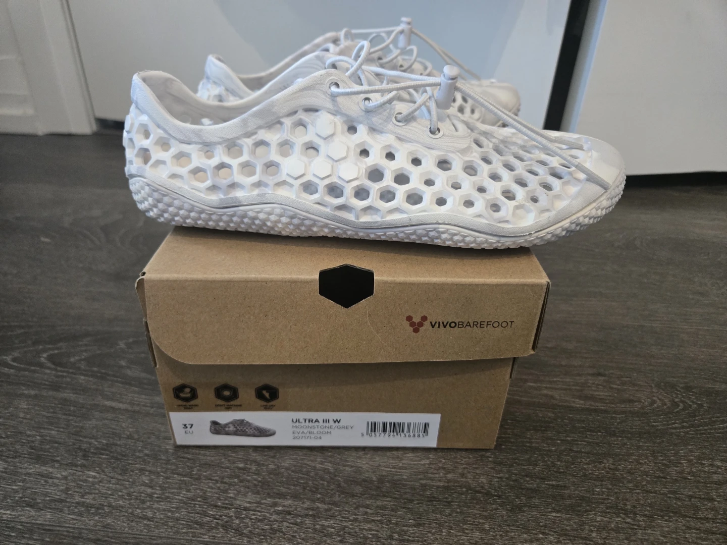 Vivobarefoot Ultra III W