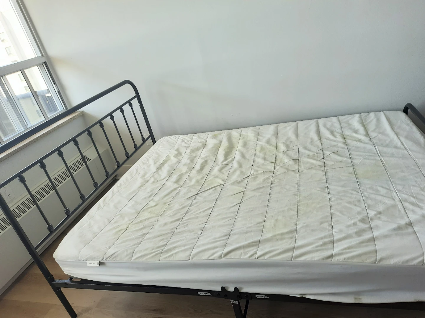 Queen Size Black Metal Bed Frame with Mattress - photo 2