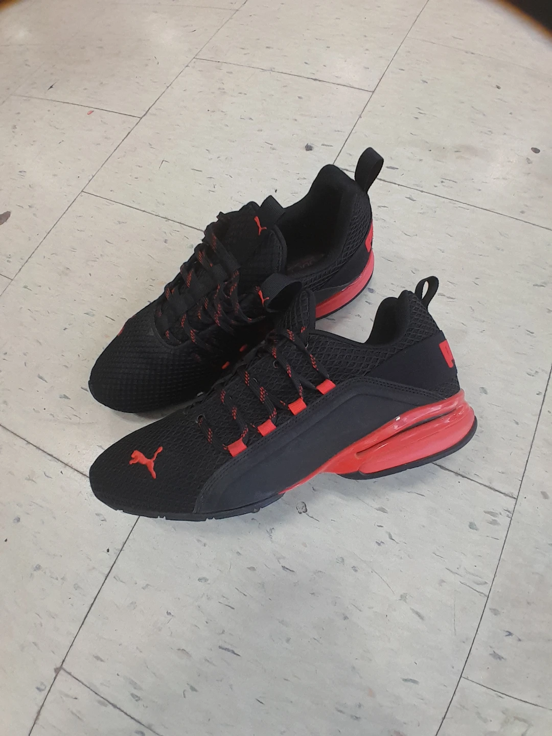 Puma Running Shoes - Black/Red Men's Size 12 - photo 2