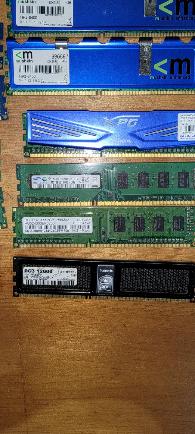 Computer memory assorted. DDR3 14sticks - photo 3