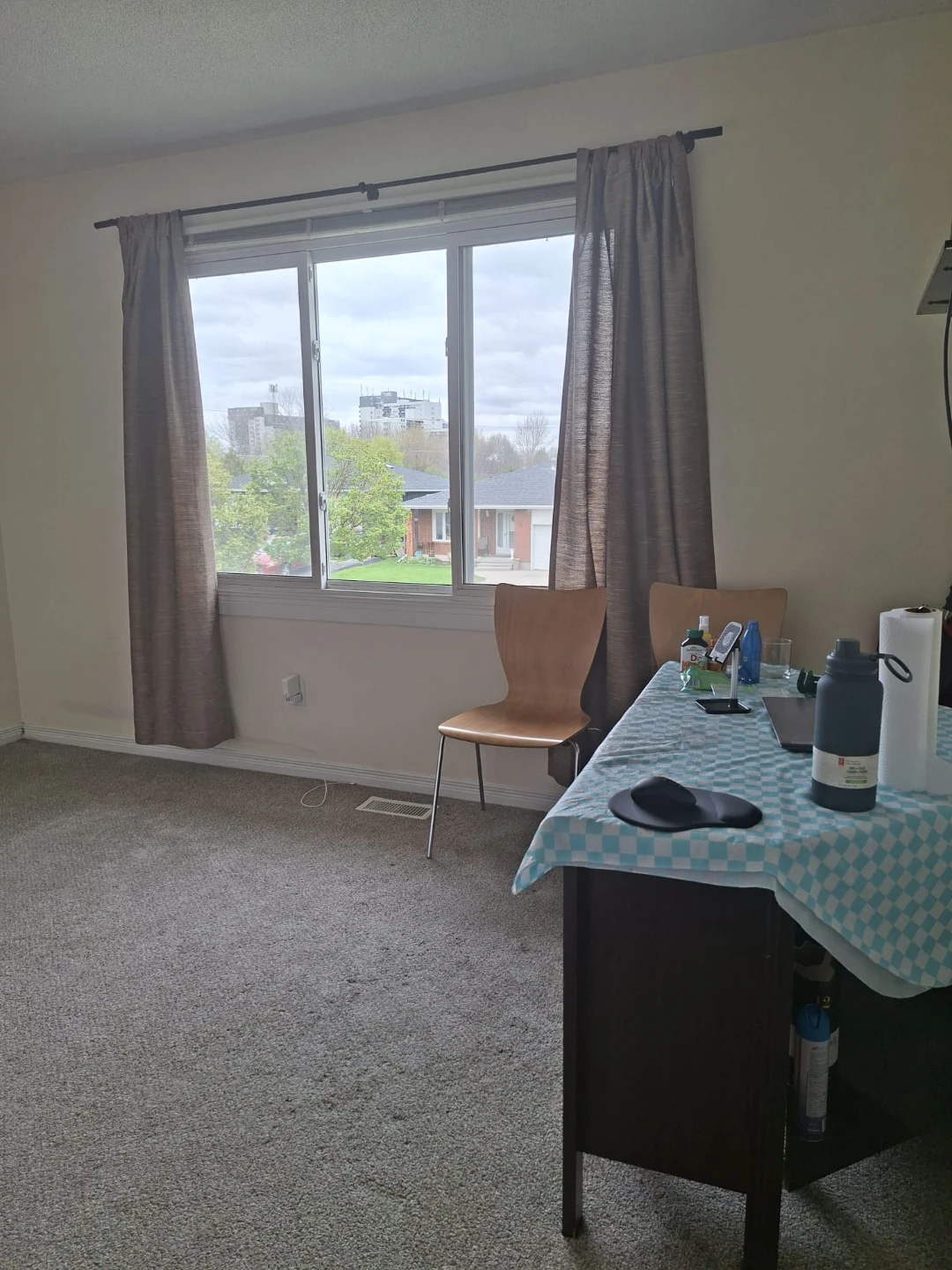 Knew private room for rent