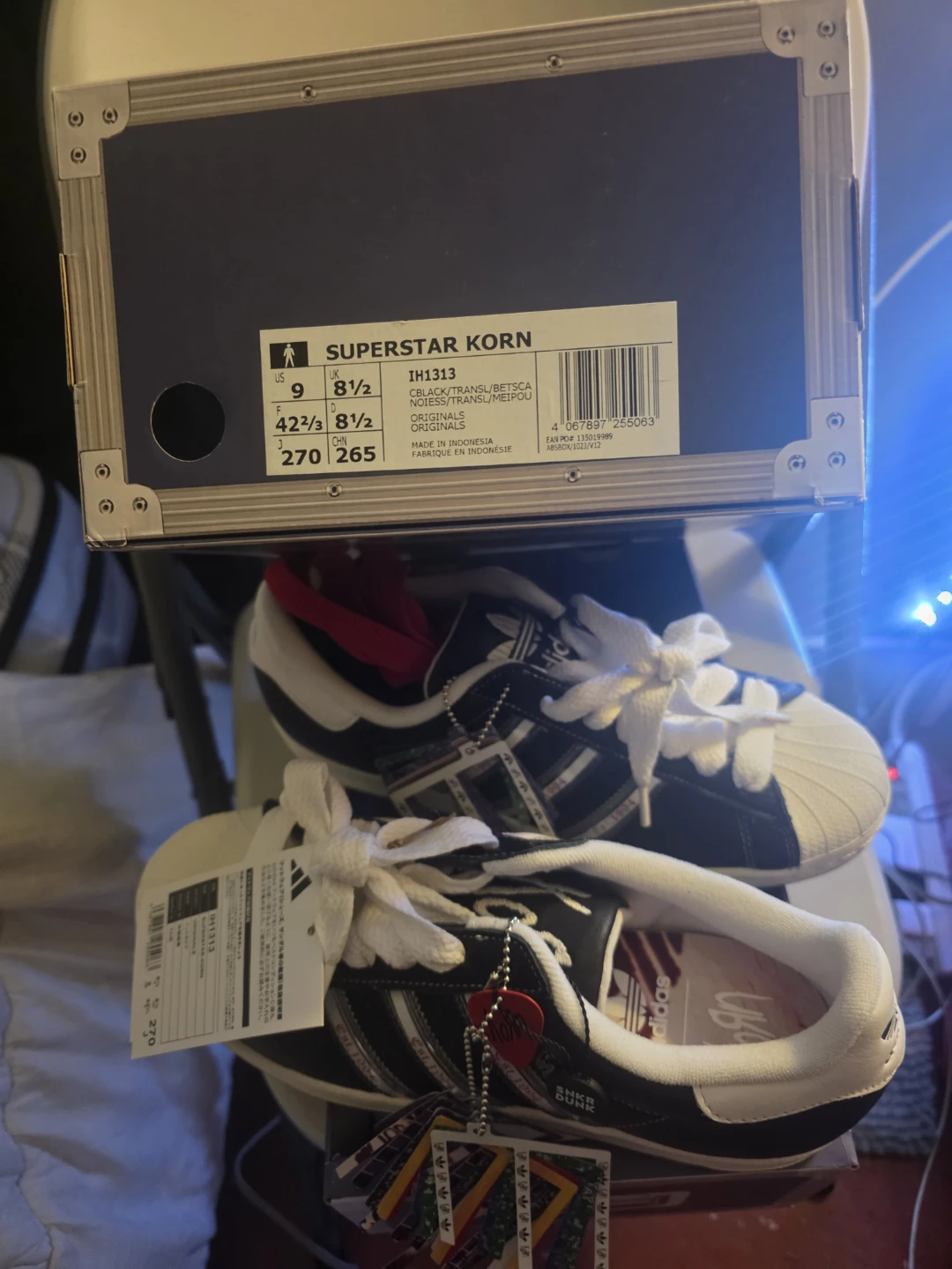 Adidas Superstar Korn Shoes - photo 2