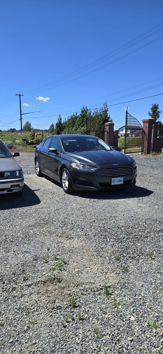 2016 Ford Fusion SE - photo 5