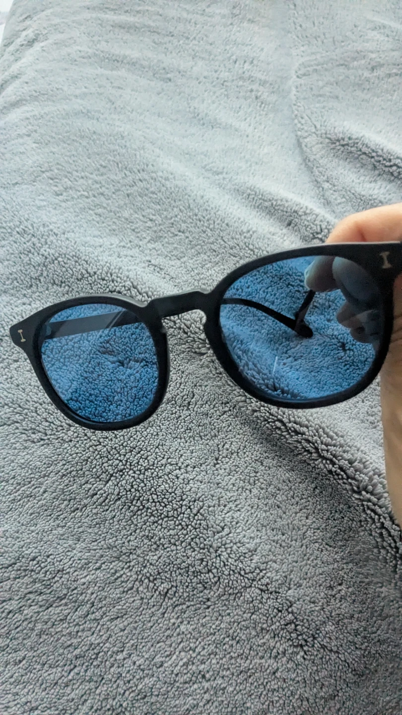 Illesteva Eldridge Sunglasses - photo 2