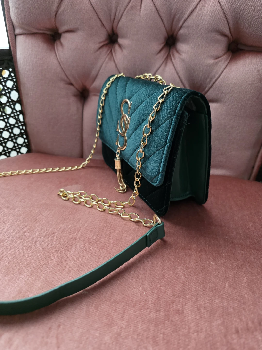 Green Velvet Quilted Shoulder Bag with Gold Chain - photo 4