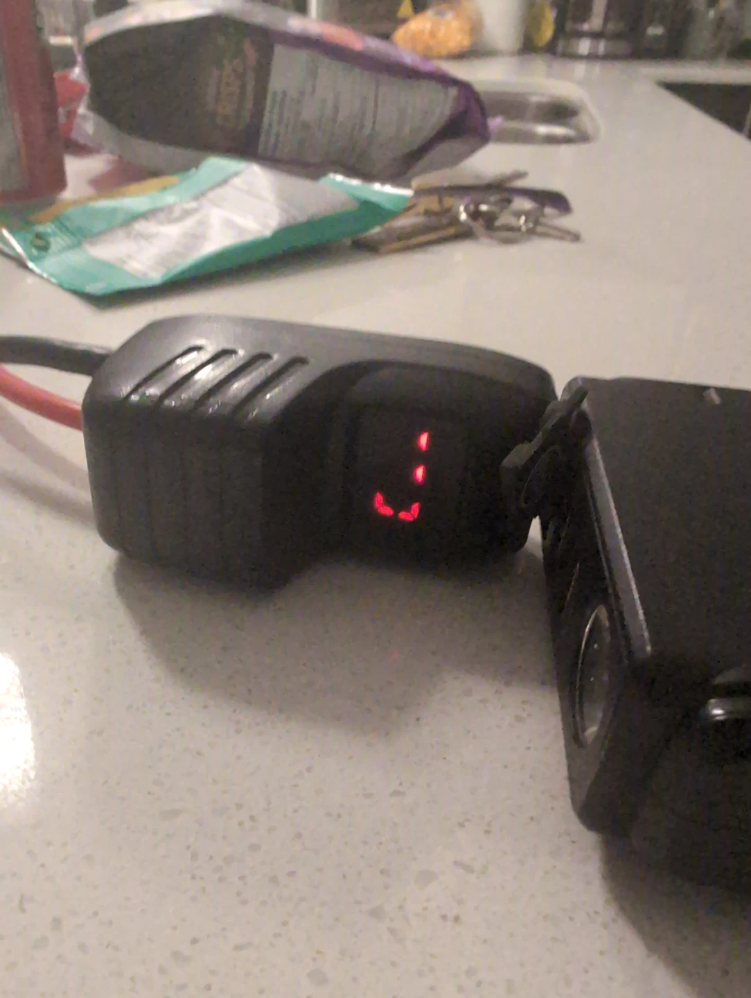 TrekPow 1500A Jump Starter - photo 3