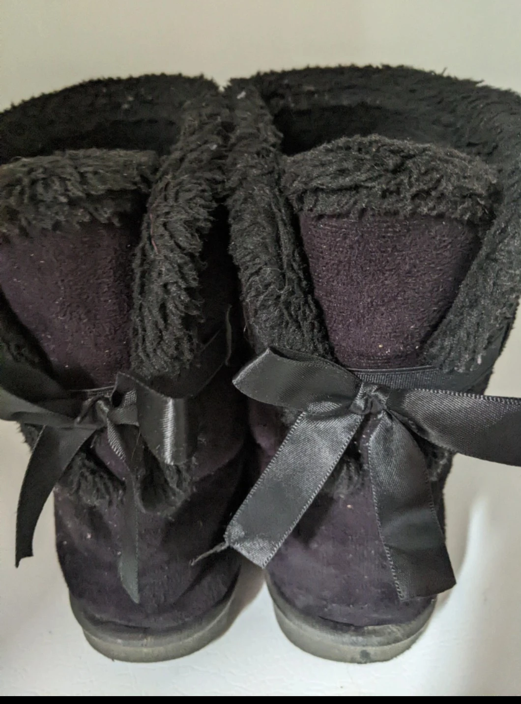 Black boots with bows - photo 2